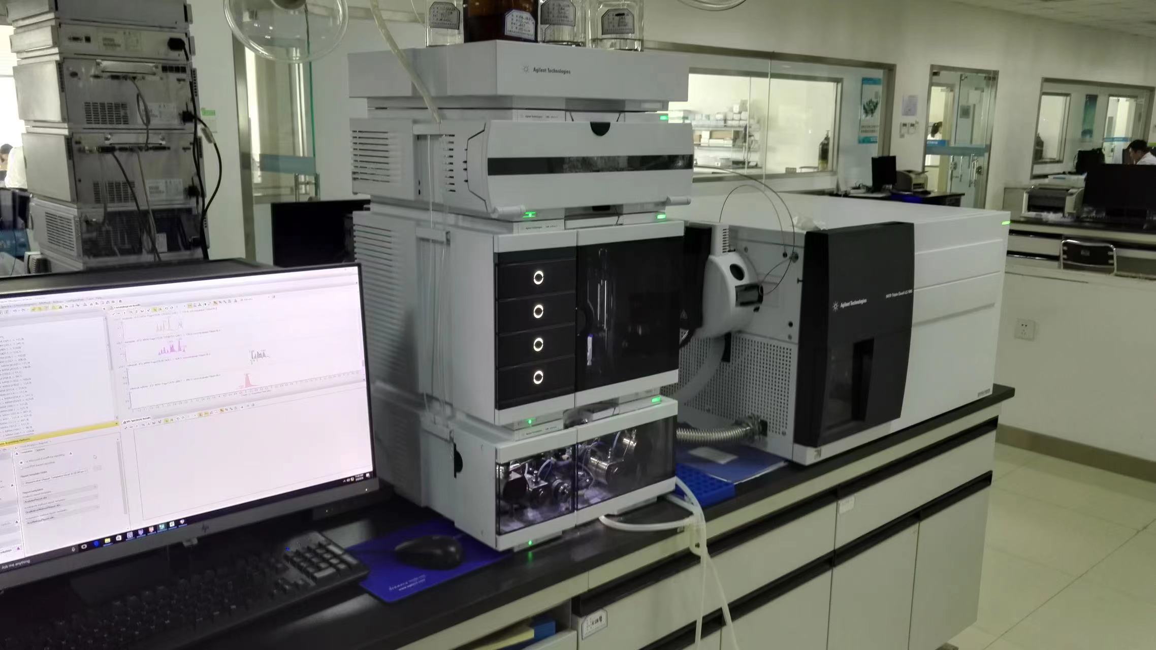 液相色谱-质谱联用仪(三重四级杆)